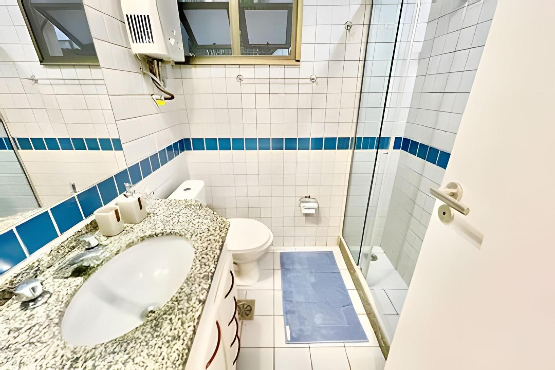 Apartamento Conforto E Elegancia Posto 9 P/ate 04 Wi-fi 500m *